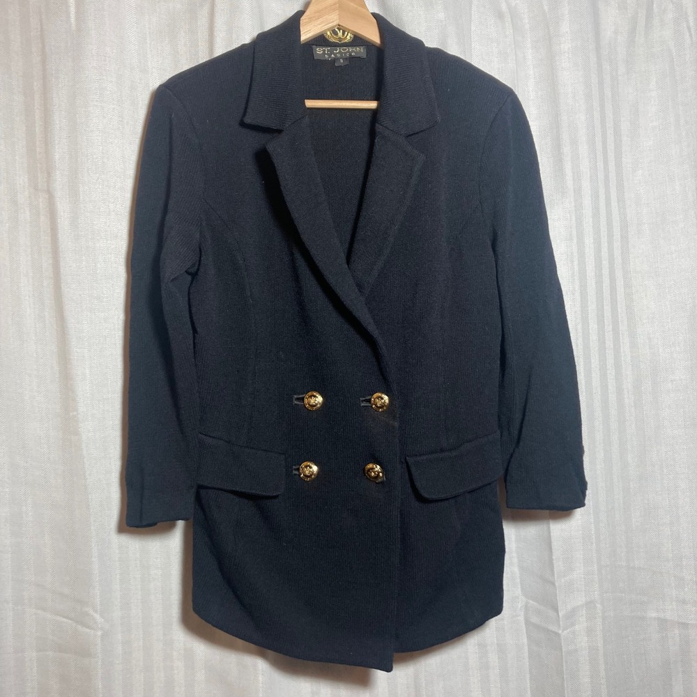 St John Basics Black Santana Knit Double Breast Blazer Gold Crest Buttons 6 Read